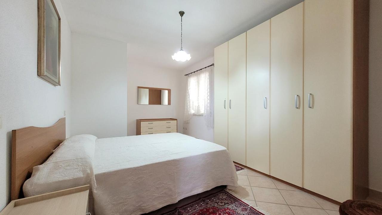 Residenza La Pineta Orosei Villa Exterior photo